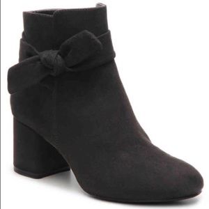 DSW Black suede short ankle booties with bow